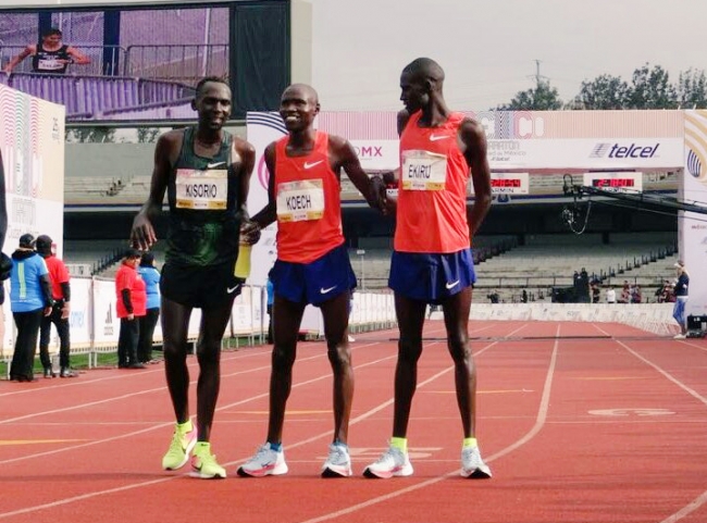 Kenia acapara el podio del Maratón de la Ciudad de México - kenia-podio-maraton