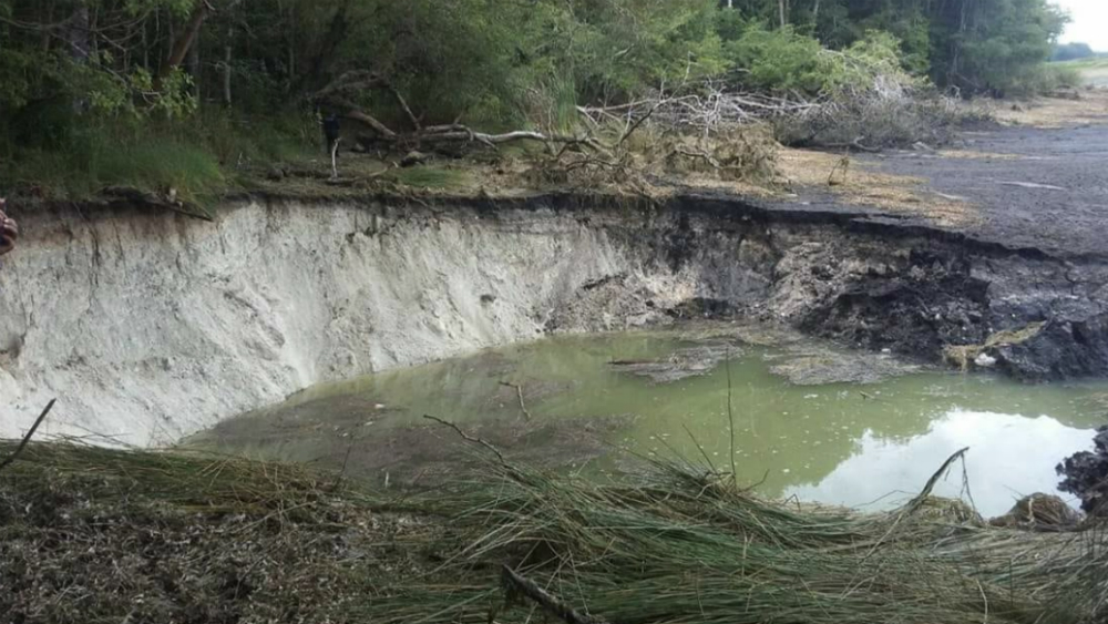 Socavones secan laguna en Quintana Roo - laguna-de-chakanbakan