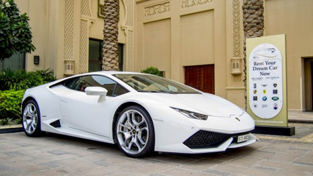 Turista alquila Lamborghini en Dubái y acumula 46 mil dólares en multas