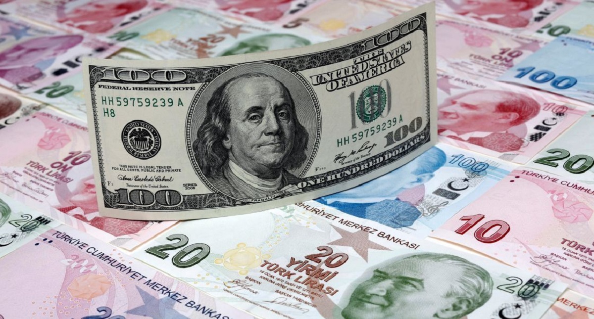 Dólar cierra en 19.80 pesos a la venta