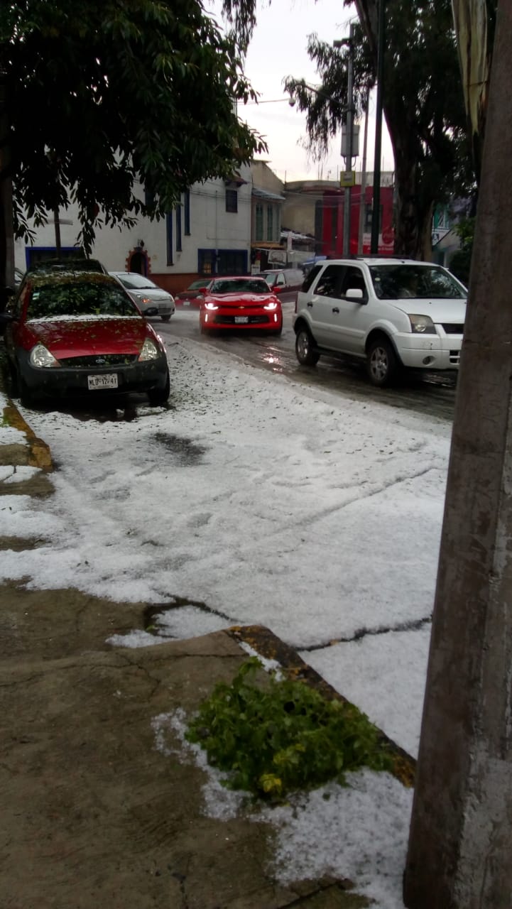 Lluvias generan inundaciones en Azcapotzalco y Tlalpan - lluvia-granizo-azcapotzalco-2
