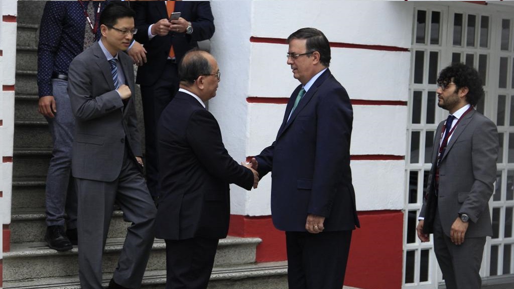 López Obrador sostiene reunión con embajador de China López Obrador sostiene reunión con embajador de China