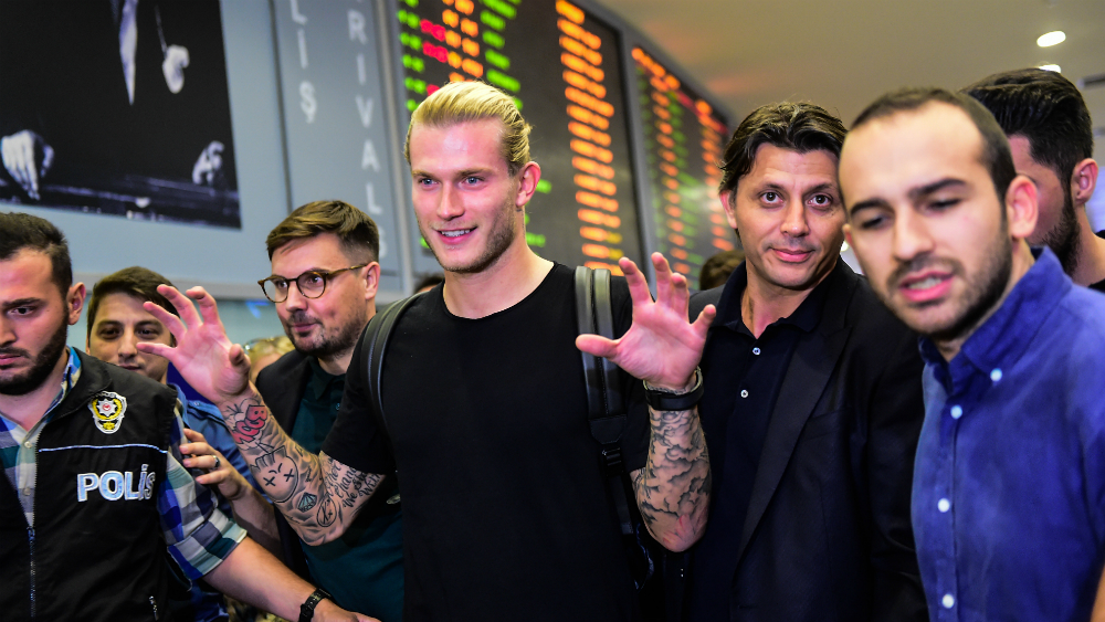Liverpool cede al arquero Loris Karius al Besiktas