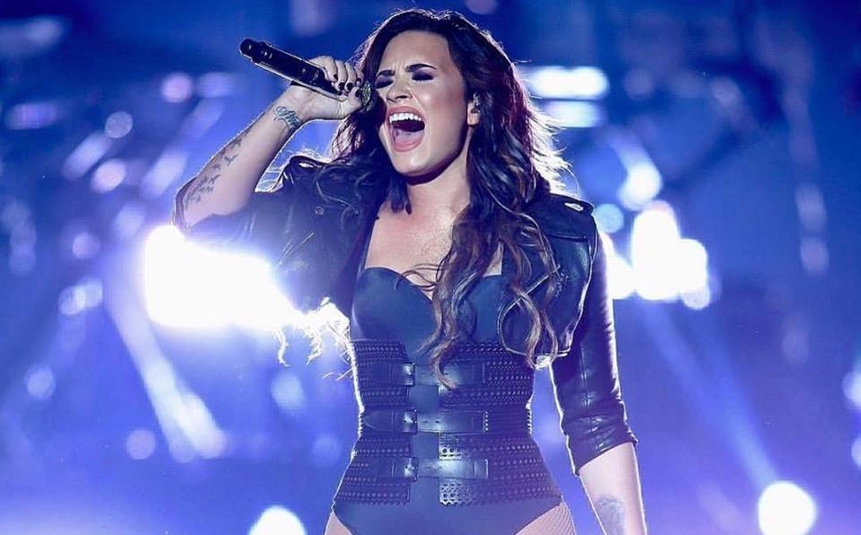 Demi Lovato cancela conciertos en México y Sudamérica - lovatoint