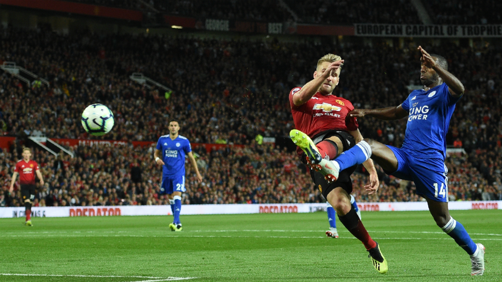 Manchester United abre telón de la Premier League con victoria - luke-shaw