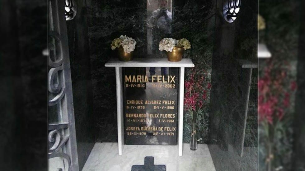 Saquean la tumba de María Félix en el Panteón Francés - maria-felix