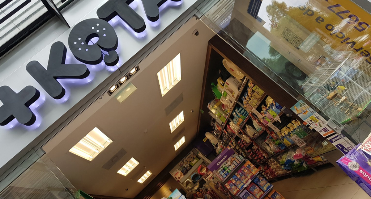 Detienen a cuatro por robo a Maskota en Paseo Acoxpa