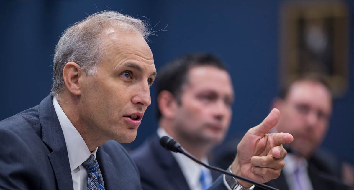 Uber anuncia a exagente de la NSA como director de seguridad y confianza Uber anuncia a exagente de la NSA como director de seguridad y confianza