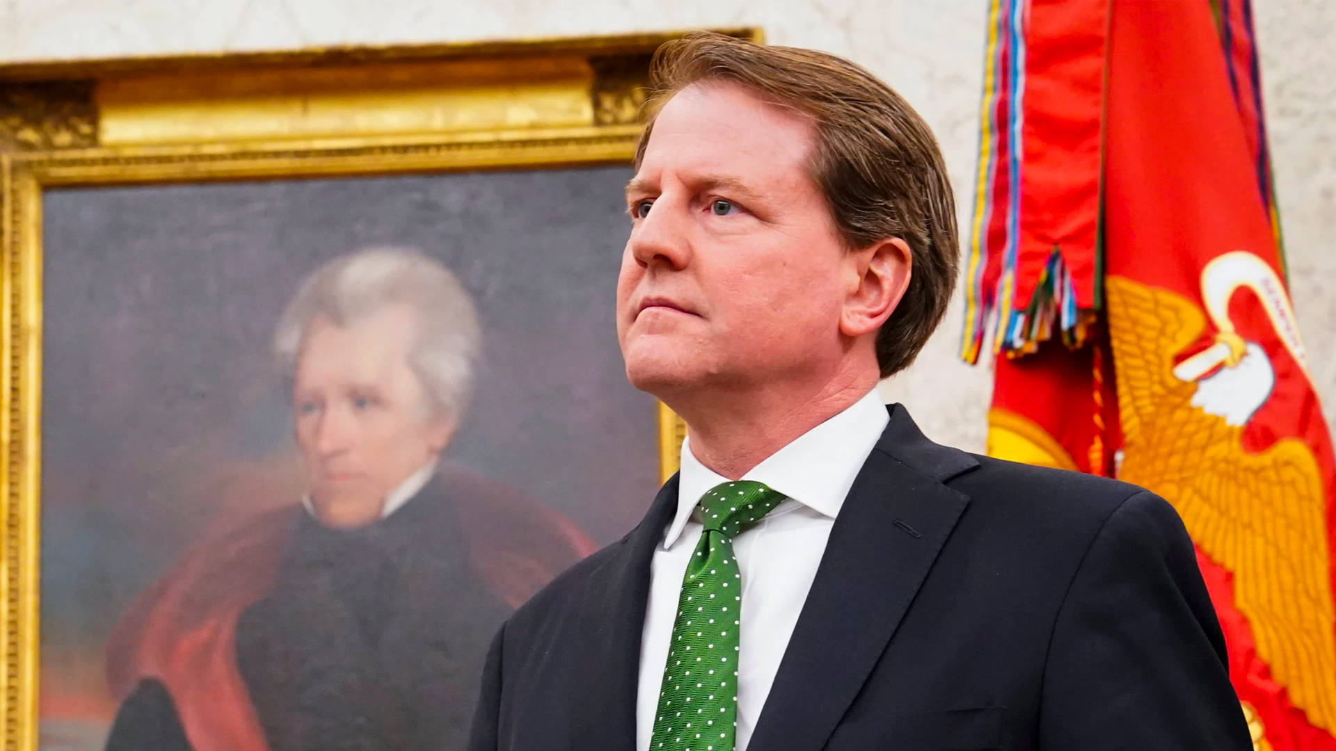 El testigo clave en la trama rusa dejará la Casa Blanca