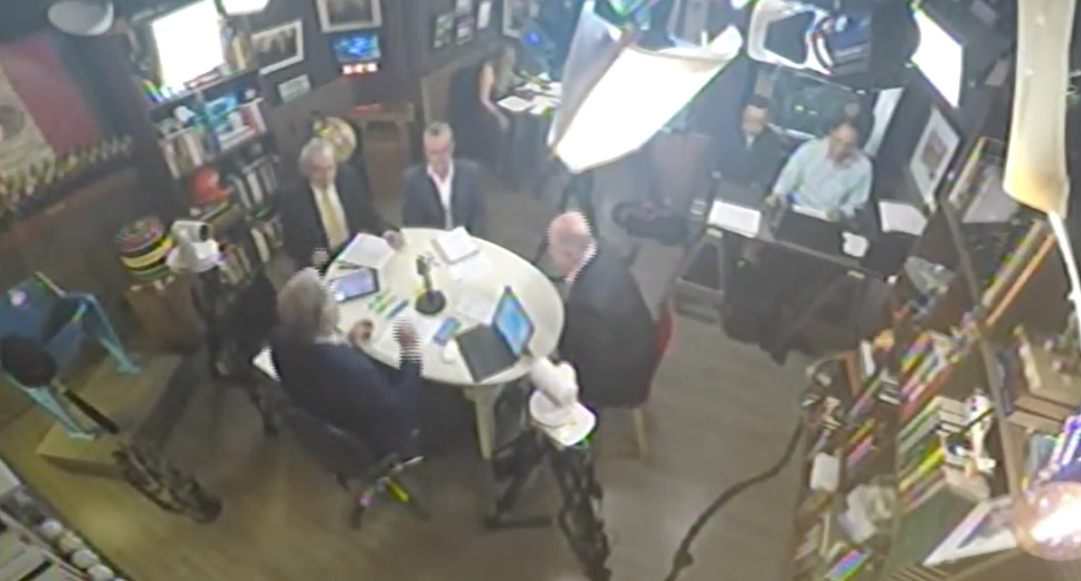 Los operadores de Anaya están haciendo pedazos al PAN: Mesa política