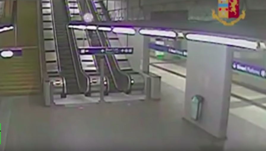 #Video Mujer escapa de violador al rociarlo con gas pimienta