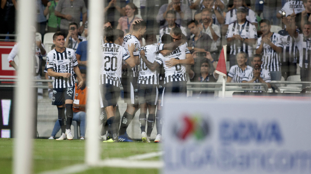Monterrey le quitó el invicto a los Pumas