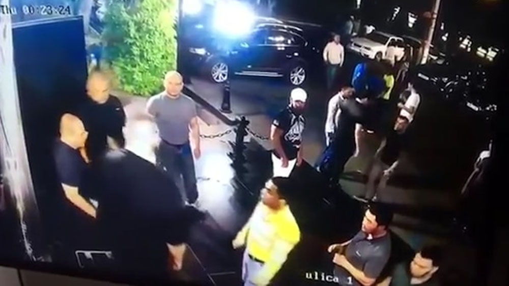 #Video Guardias matan a peleador de MMA en Uzbekistán