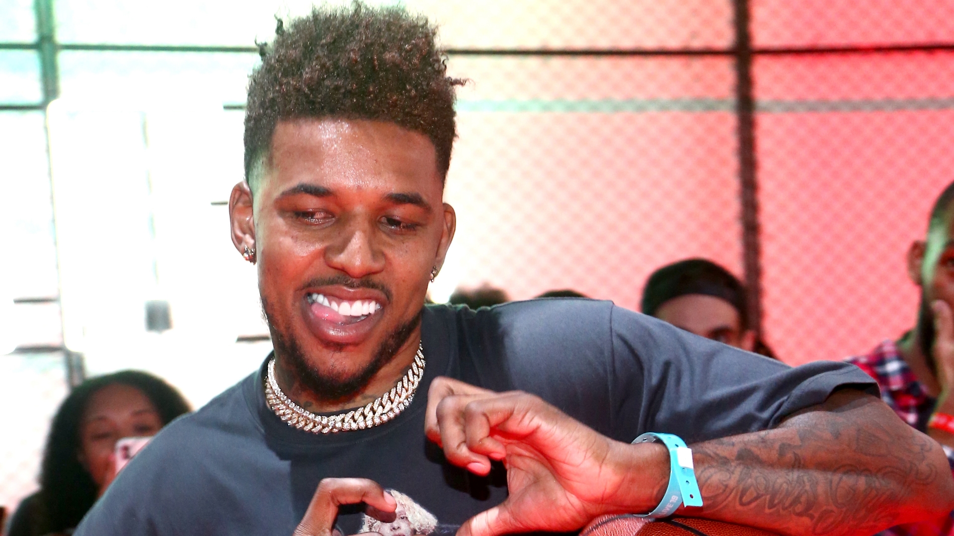 Detienen a campeón de la NBA por infracción de tránsito - nick-young-2