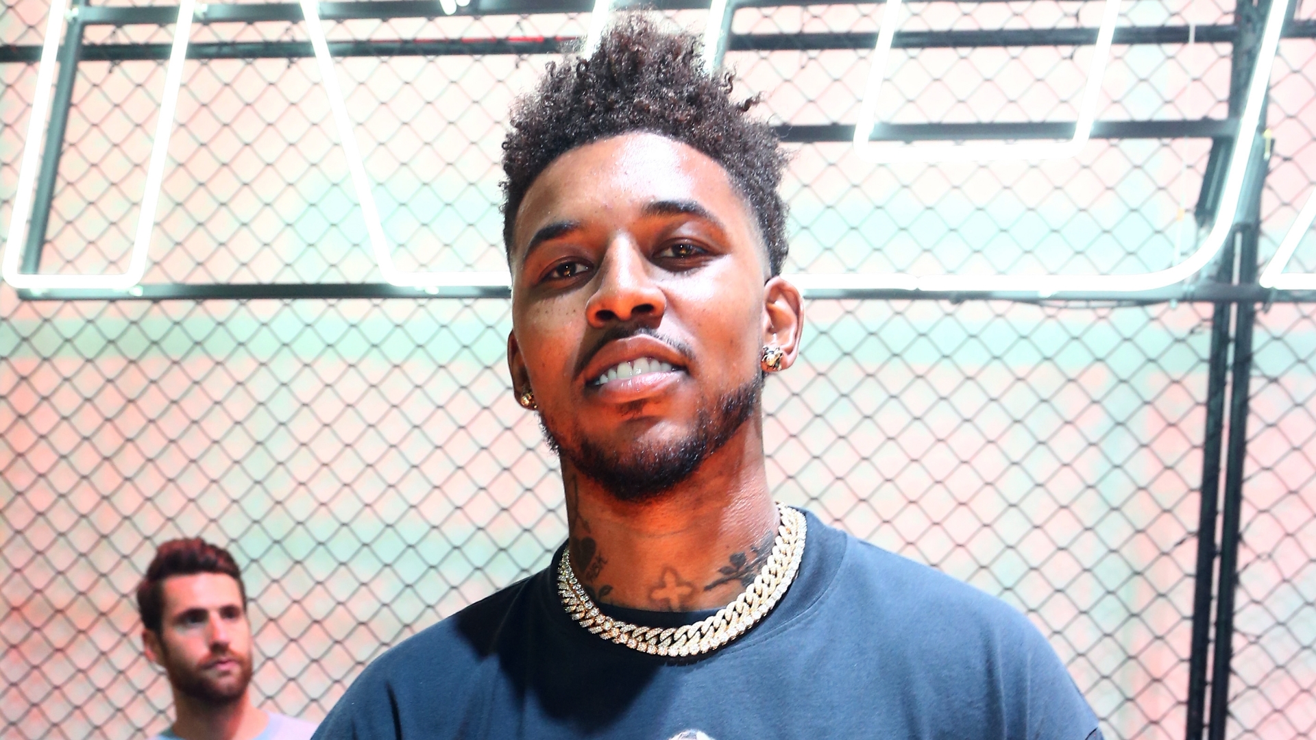 Detienen a campeón de la NBA por infracción de tránsito