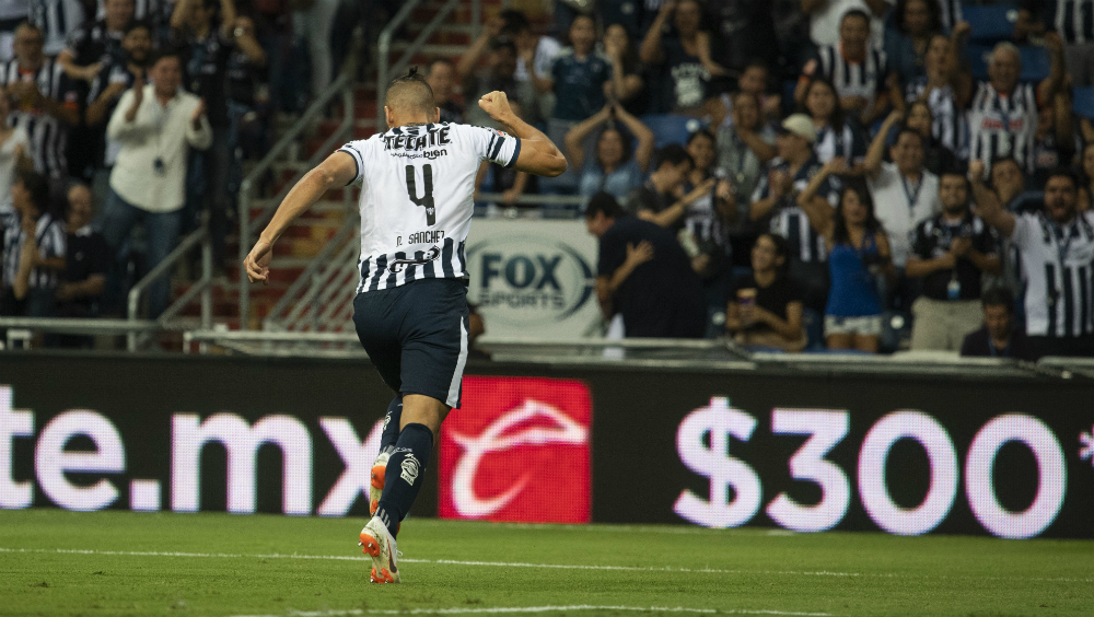 Monterrey le quitó el invicto a los Pumas - nicolas-sanchez-rayados