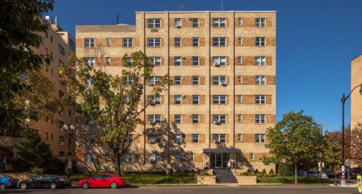 Niño de dos años muere tras caer de piso 24