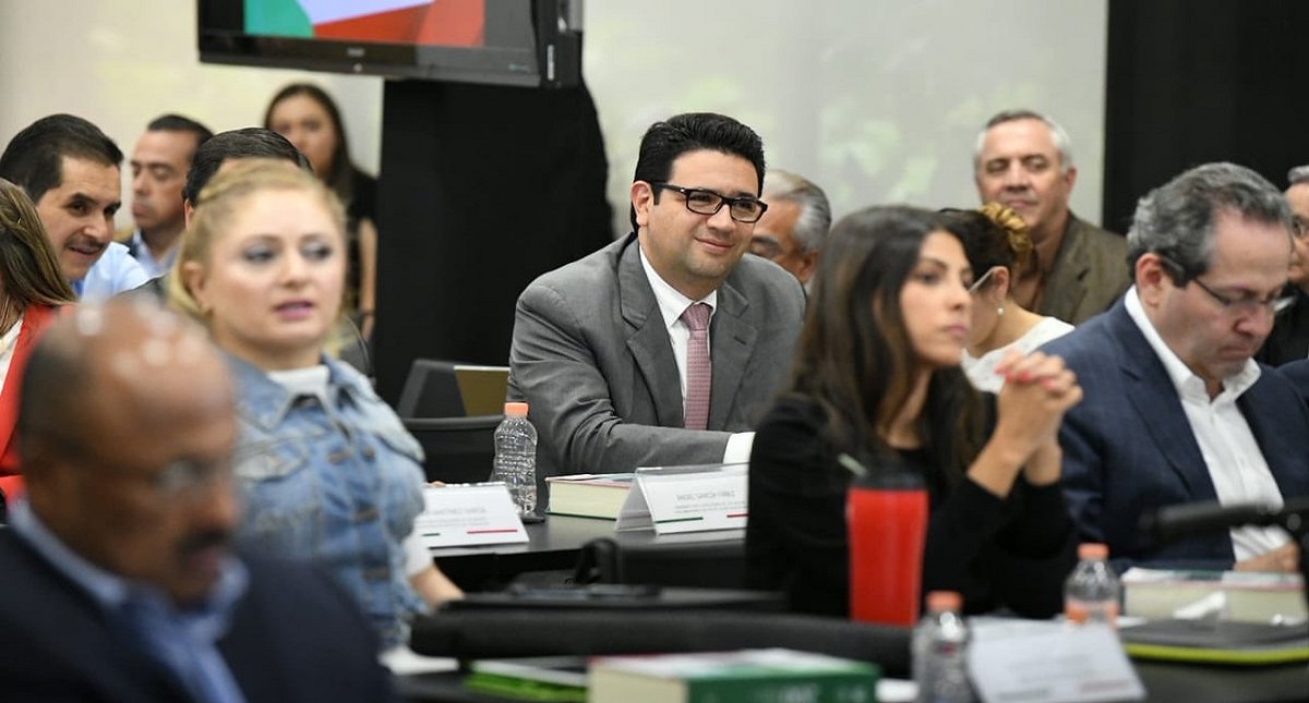 Detienen a senador electo por violencia intrafamiliar - noe-castanon-r