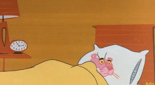 ¿Por qué hay gente que necesita taparse al dormir? - pantera-rosa-dormida