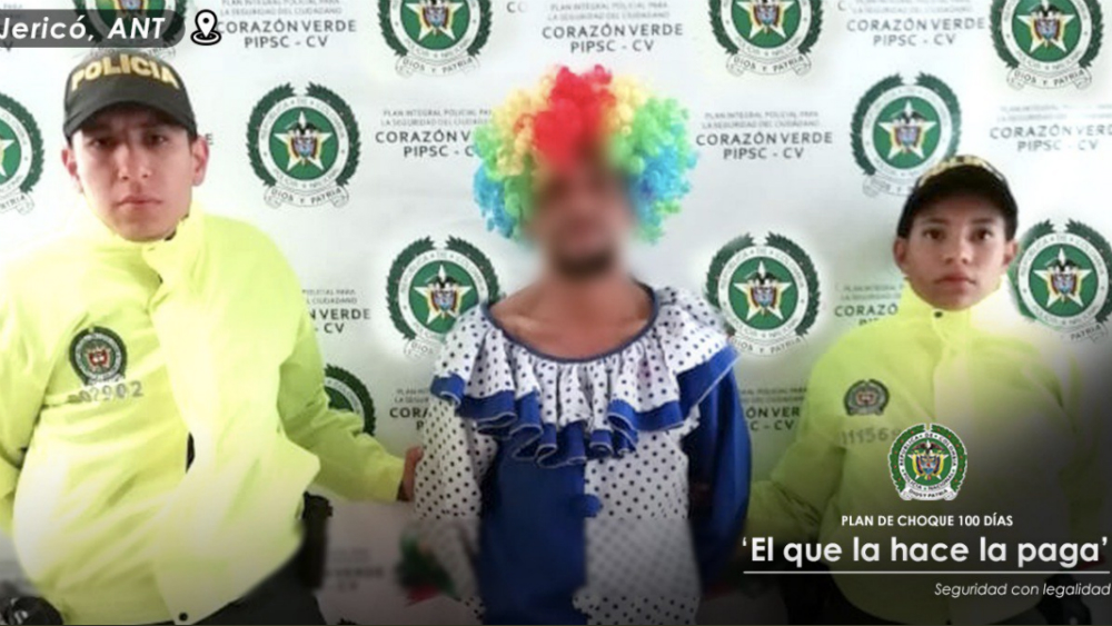 Hombre se disfraza de payaso para intentar abusar de niña