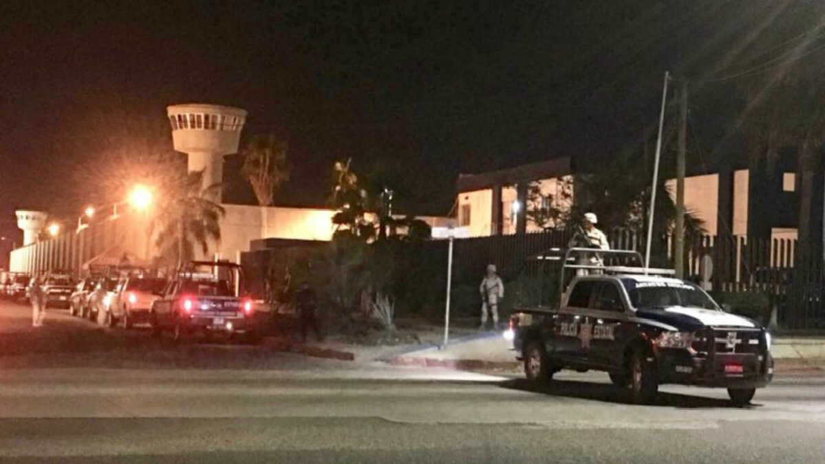 Controlan intento de motín en cárcel de La Paz