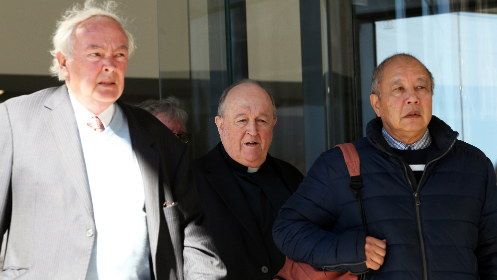 Exarzobispo australiano condenado por encubrir abusos pederastas evita cárcel - philip-wilson-australia-2