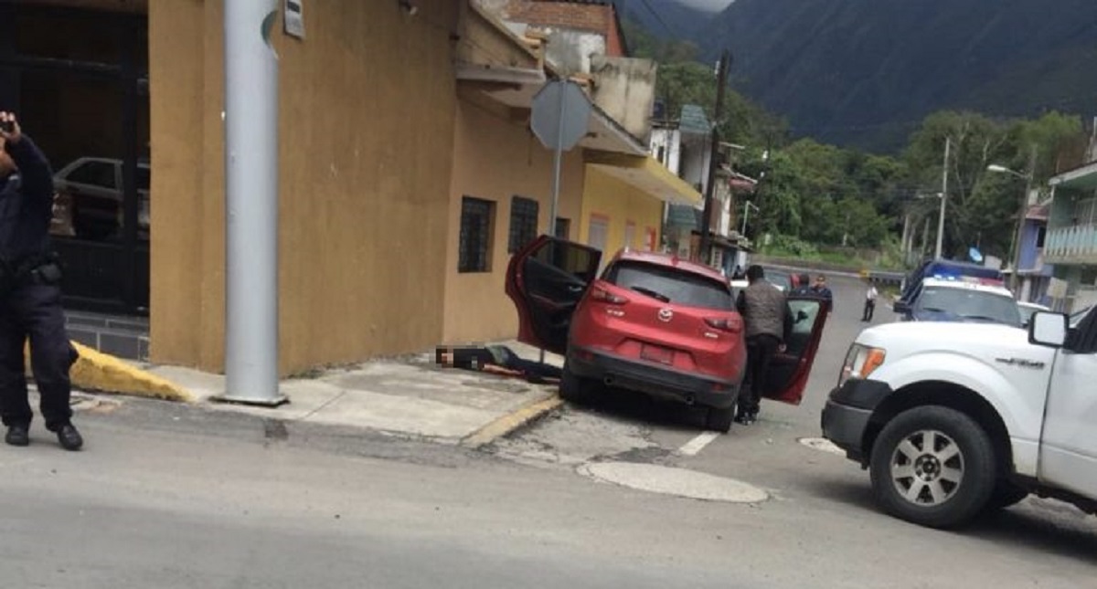 Policías de Veracruz abaten a presuntos delincuentes en enfrentamiento - policias-de-veracruz-abaten-a-presuntos-delincuentes-en-enfrentamiento