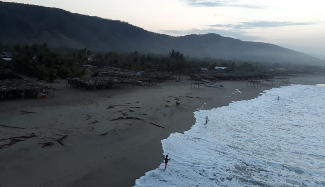 Cierran puertos en Oaxaca y Chiapas debido a onda tropical 27 - puertosoaxacaint