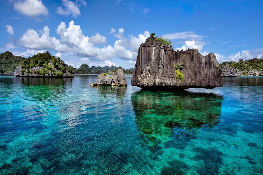 5 islas que no puedes dejar de visitar - raja-ampat-indonesia