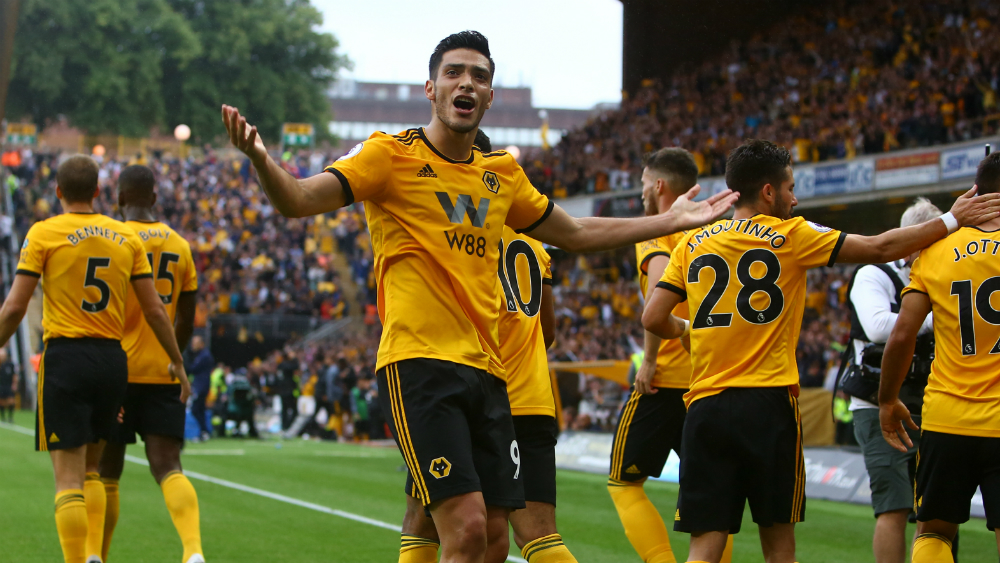 #Video Jiménez anota en su debut en Premier y le da el empate a los Wolves