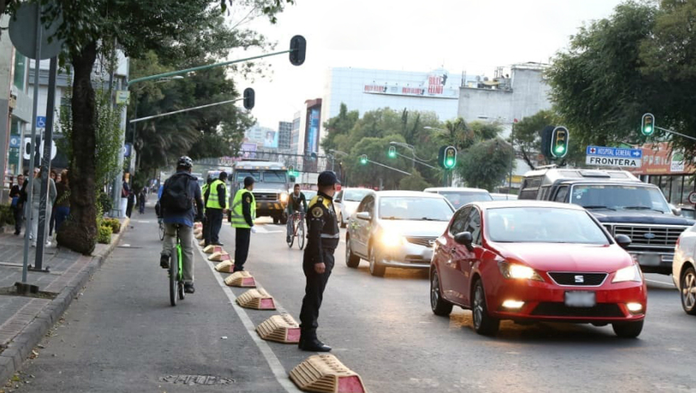 Multa SSP-CDMX a 61 conductores en regreso a clases