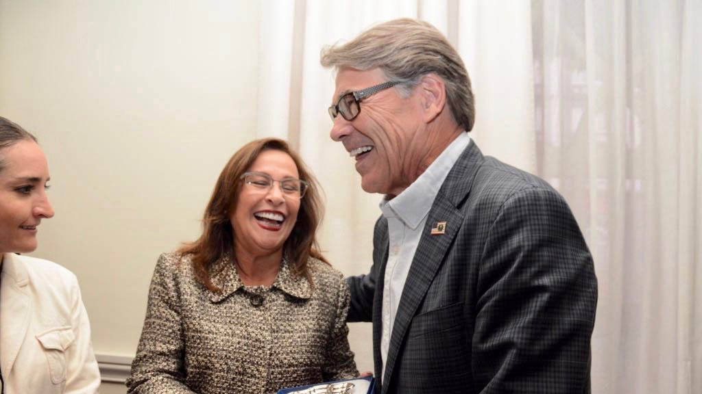 Secretario de Energía de EE.UU. apoya los planes de López Obrador