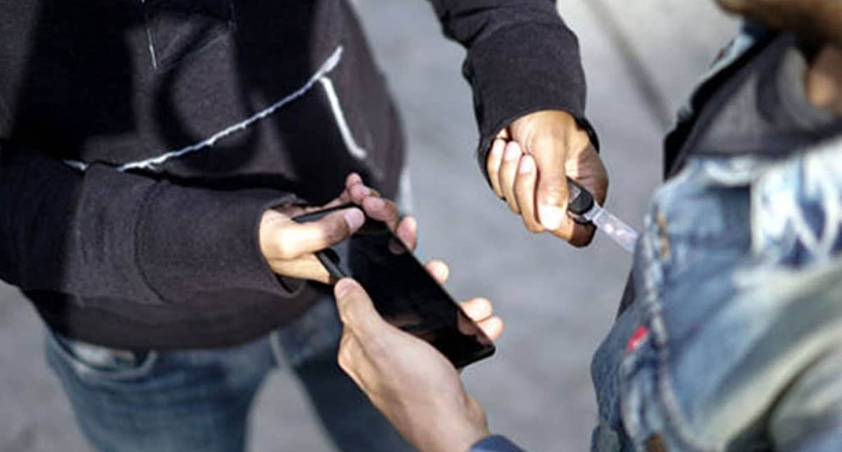 Piden a la CDMX reclasificar el delito de robo de celular