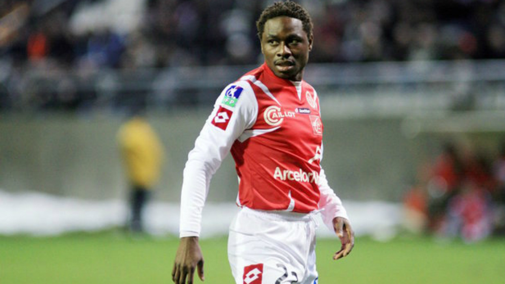 Futbolista africano sacrificó a su madre para tener éxito en carrera