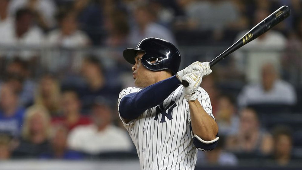 Giancarlo Stanton entra al club de los 300 jonrones