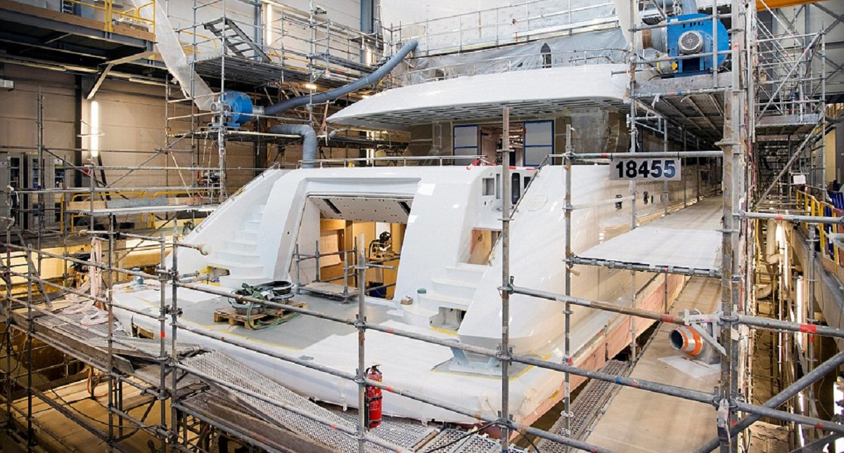 El impresionante proceso de construcción de un yate de lujo