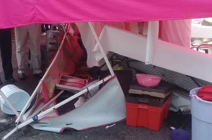 Taxista se impacta con tianguis en Gustavo A. Madero - taxi-tianguis-gam