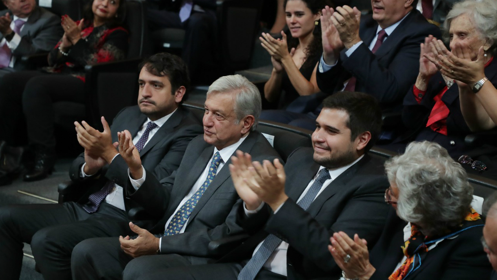 AMLO garantiza respeto a la división de poderes en toma de protesta - tepjf-amlo-3