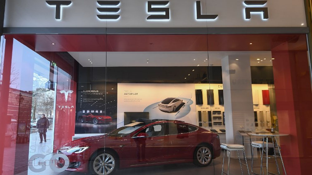 Tesla seguirá cotizando en bolsa: Elon Musk