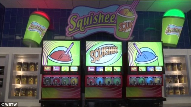 Inauguran tienda basada en el minisuper de Los Simpson - tienda-los-simpson-carolina-del-sur