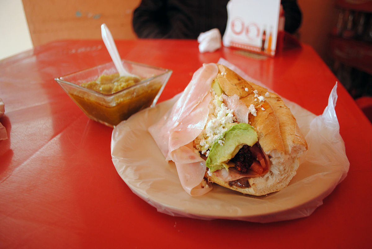Al menos 27 intoxicados en el sur de Tamaulipas por comer tortas