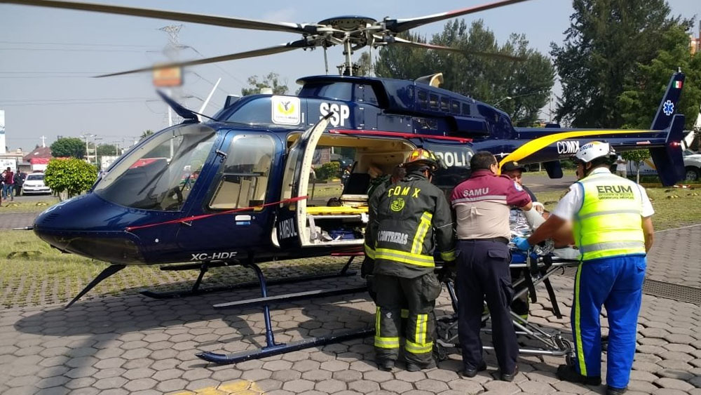 Trasladan en helicóptero a heridos por explosión en Iztapalapa