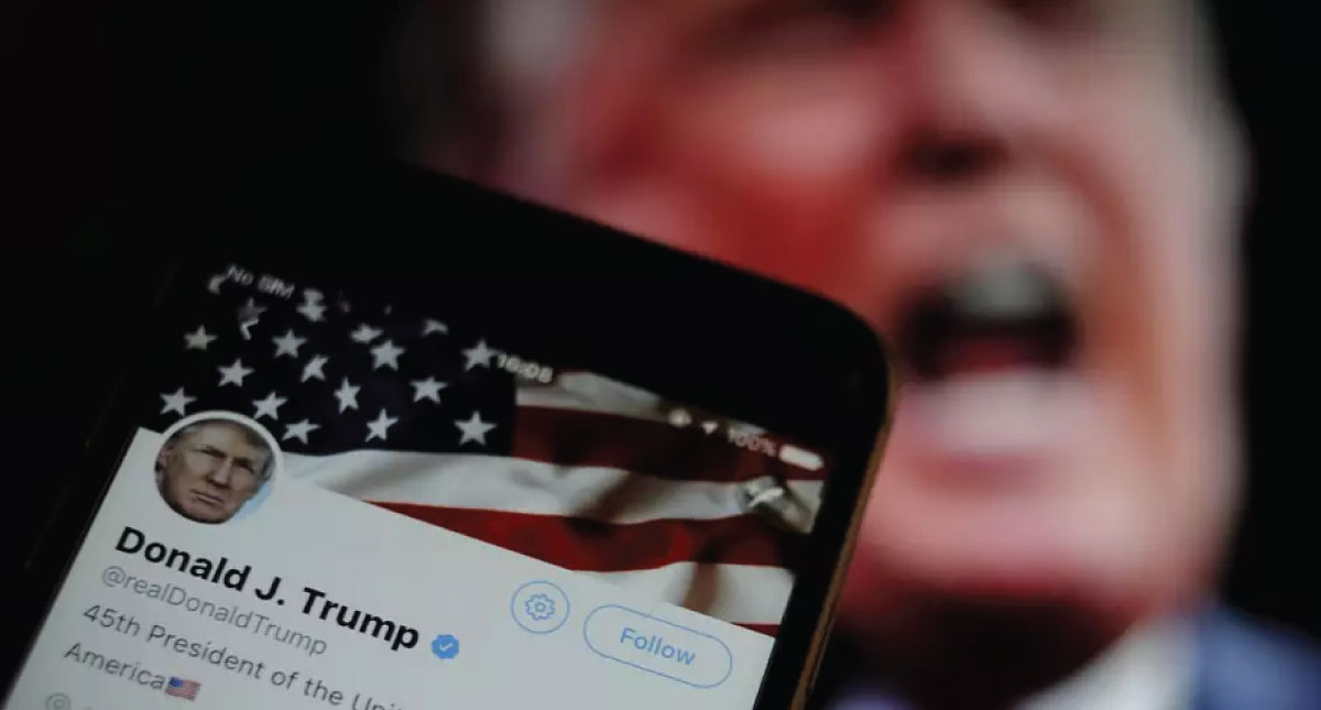 Trump llama payasos y perdedores a directores del FBI Trump llama payasos y perdedores a directores del FBI