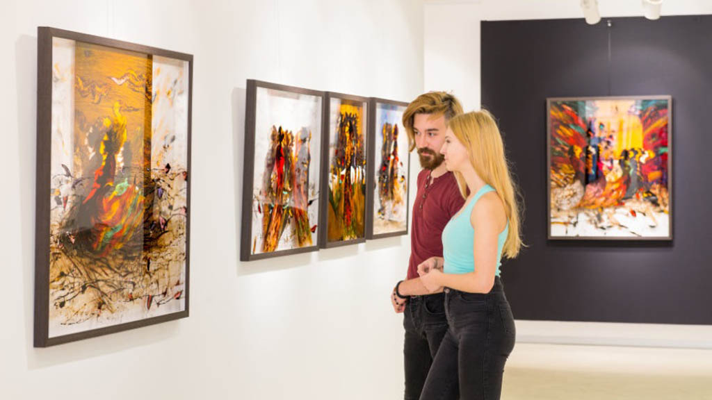 Visitar museos reduce el dolor crónico