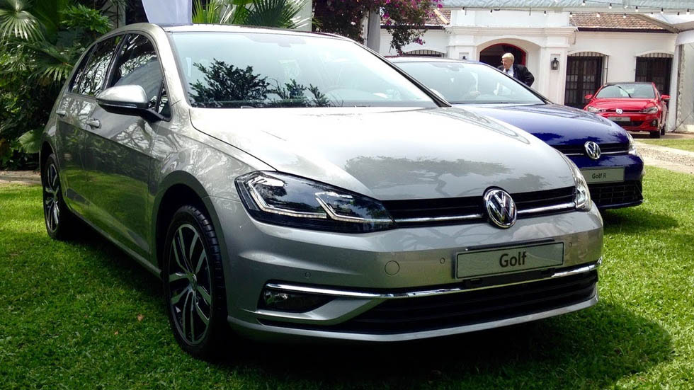 Profeco alerta por seis vehículos con diversas fallas - volkswagen-golf-2018