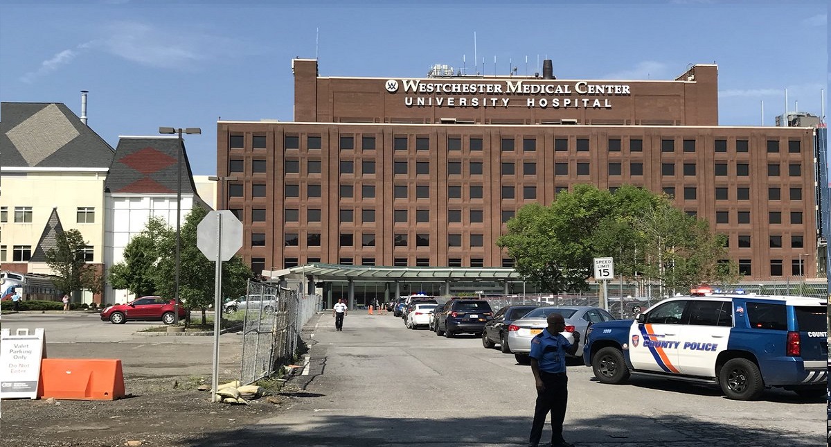 Anciano mata a su esposa y se suicida en hospital de Nueva York - westchester-medical-center