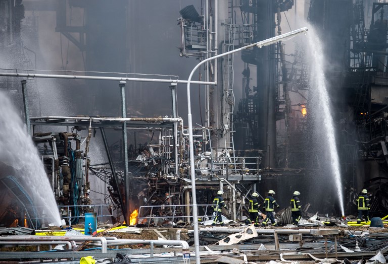 Explosión en refinería de Alemania deja al menos ocho heridos - 000-18r7d0