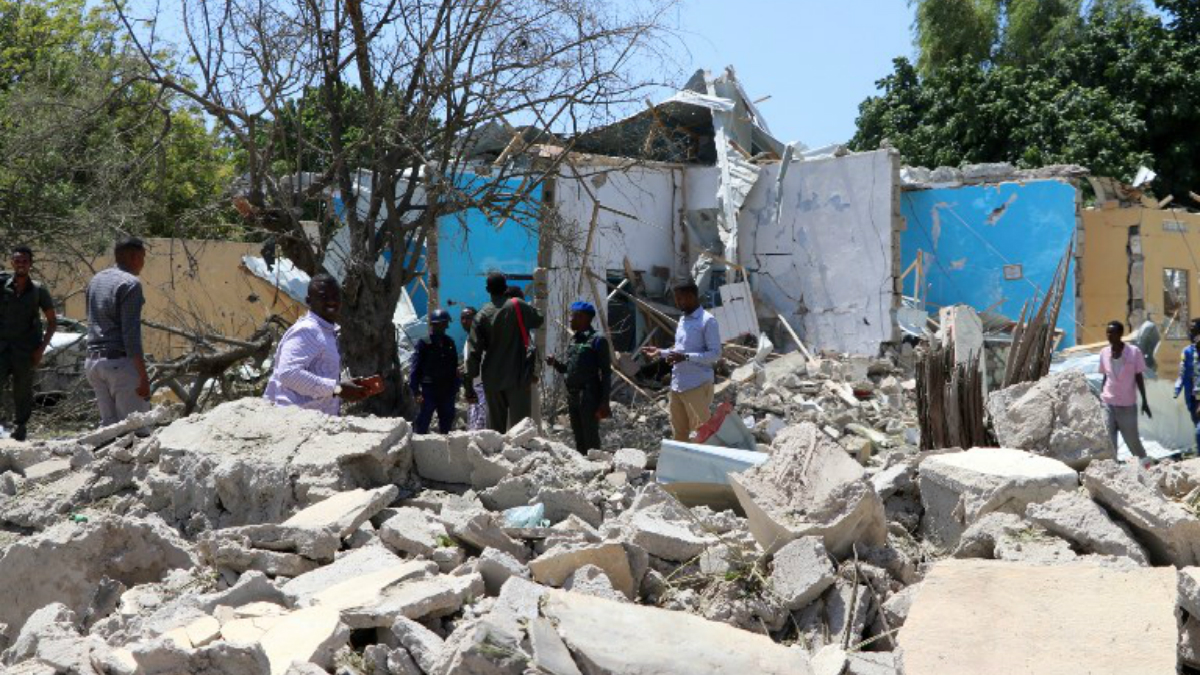 Coche bomba deja al menos seis muertos en Somalia