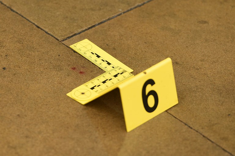 Detienen a mujer que atacó con cuchillo a hombre en Reino Unido - 000-18y2a7