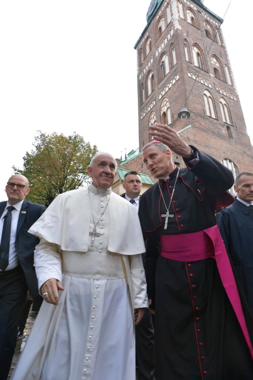 El papa Francisco honra a víctimas del holocausto en Lituania - 000-19d908